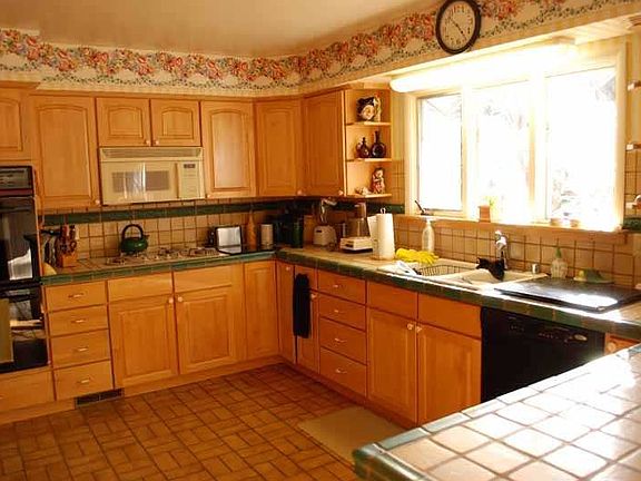5th image of 2621 Orchard Dr