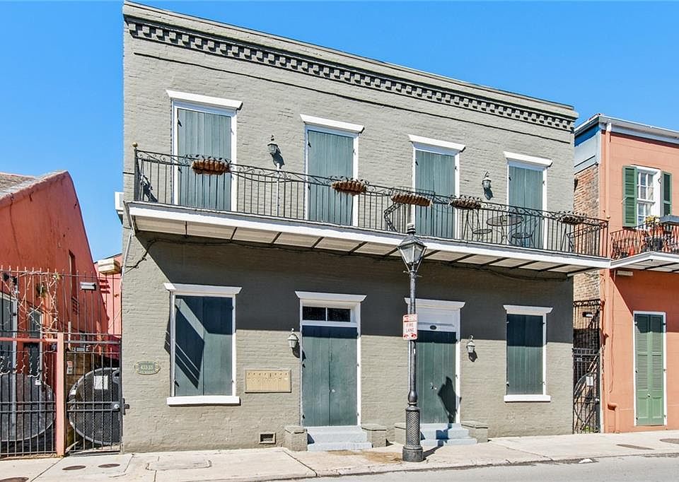 1st image of 433 Burgundy St #4