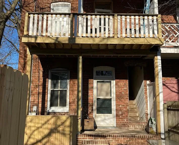 111 N Vine St — Photo 7