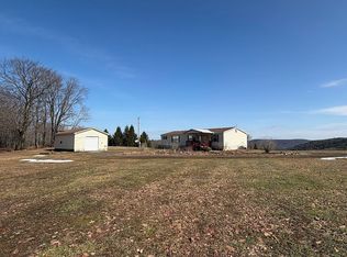 7758 Redmond Gully Rd, Bath, NY 14810