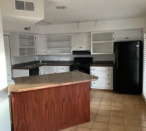 5th image of 3134 Hillrise Dr