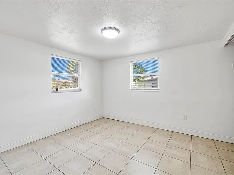 10803 Hyssop St — Photo 22