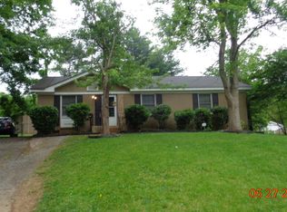 3508 Deason Ct, Charlotte, NC 28205