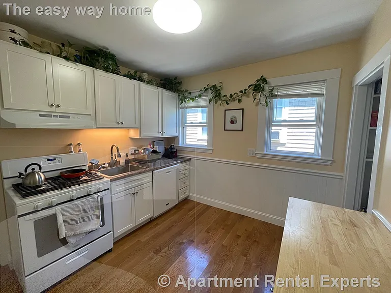 11 Belmont Sq #2 — Photo 1