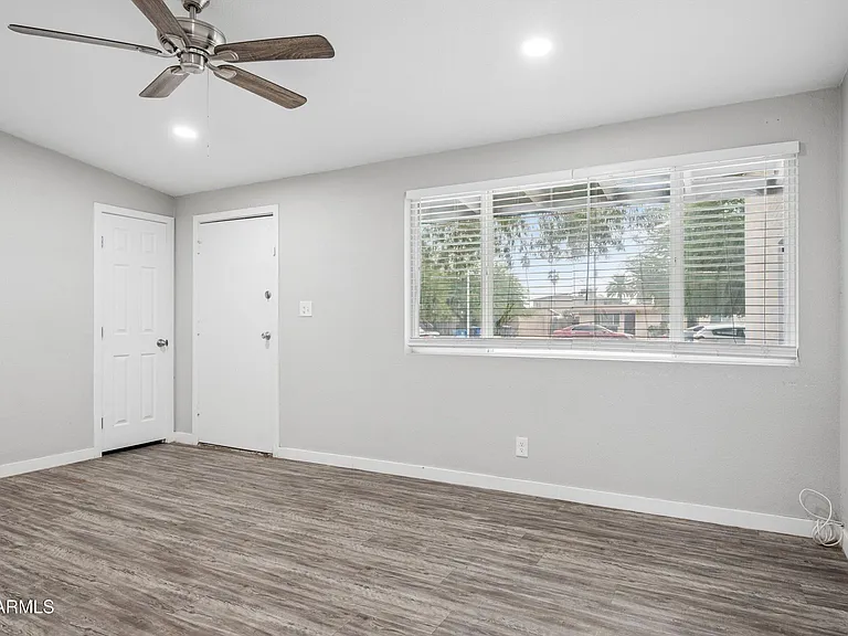 449 N Williams #A — Photo 11