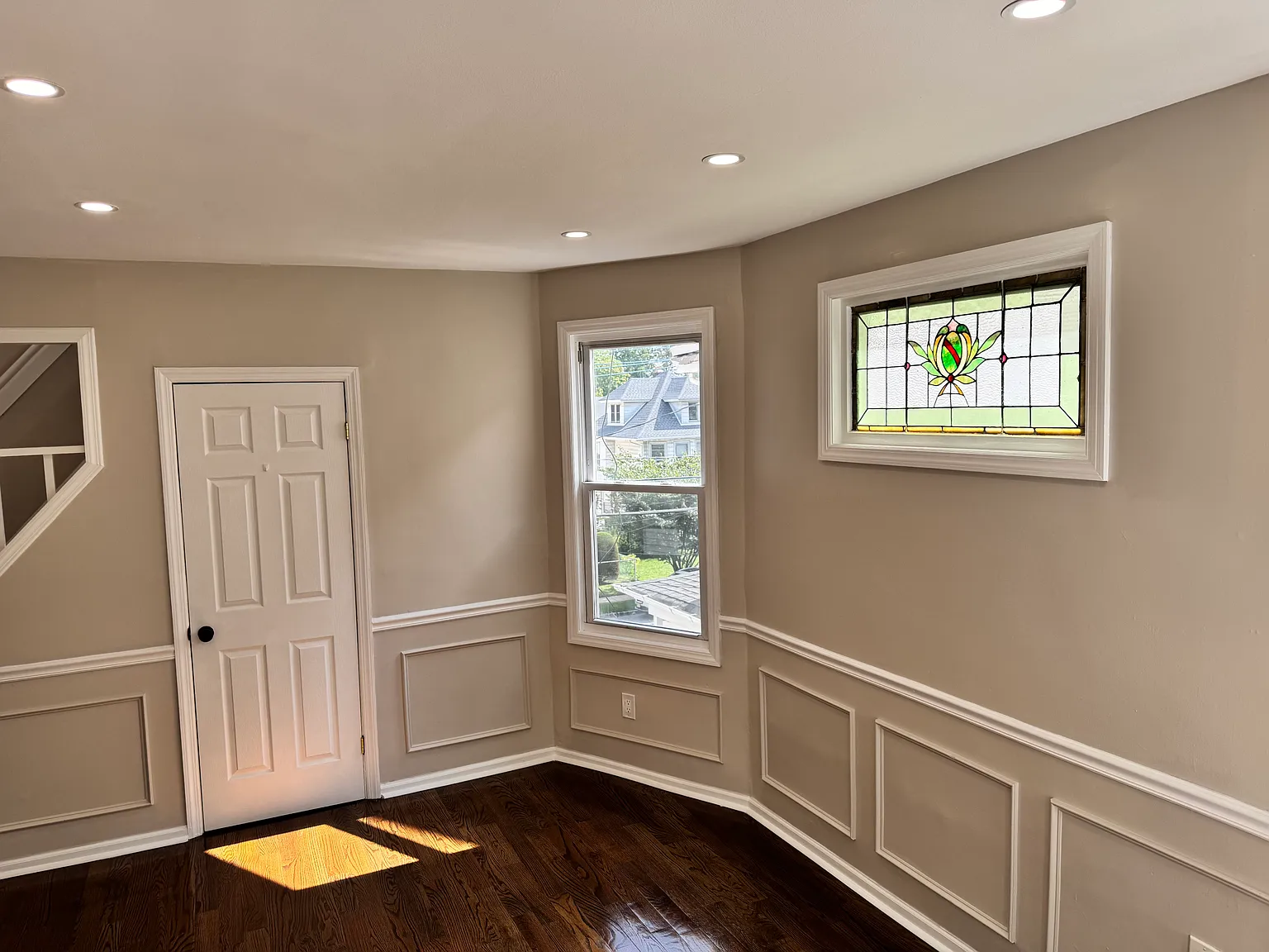 3 bed, 1926 sqft, $3,450 — Photo 2
