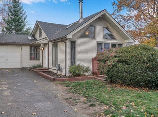 198 Almay Rd, Rochester, NY 14616