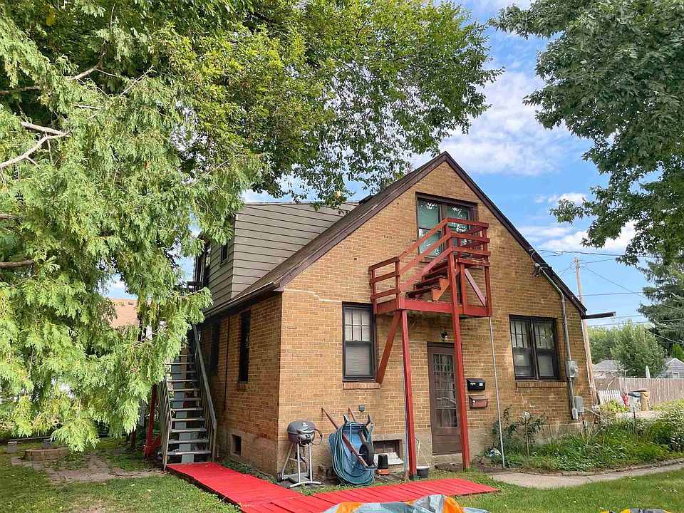 2nd image of 2644 E Lawn Ct