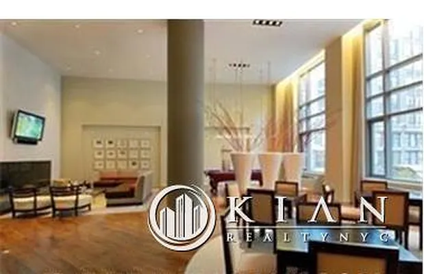 Rented by Kian Realty | media 9
