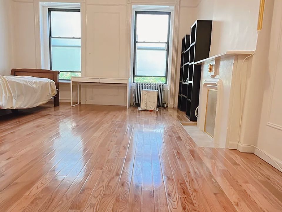 1st image of 851 Lexington Ave #4F
