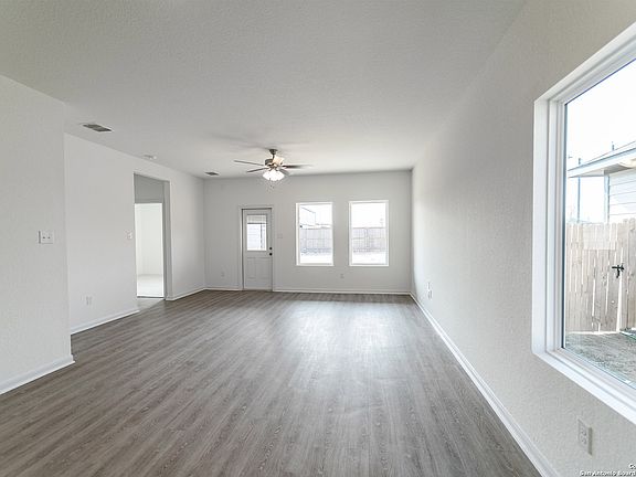 2nd image of 11130 Hollinger Circle