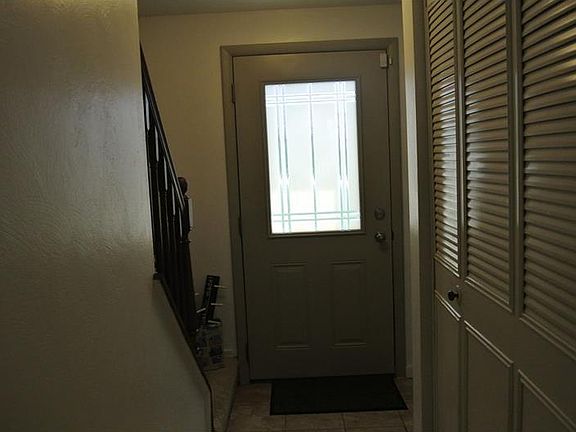 2nd image of 530 Lincoln Ave