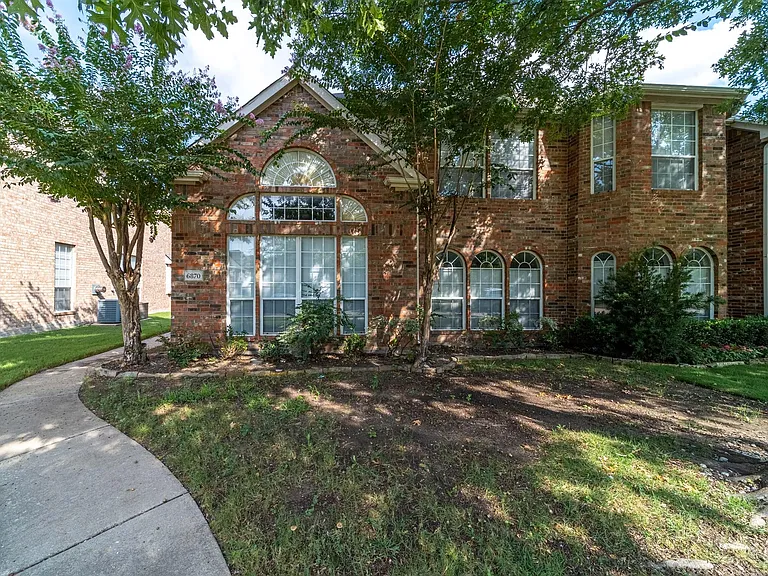 6870 Winston Dr — Photo 36