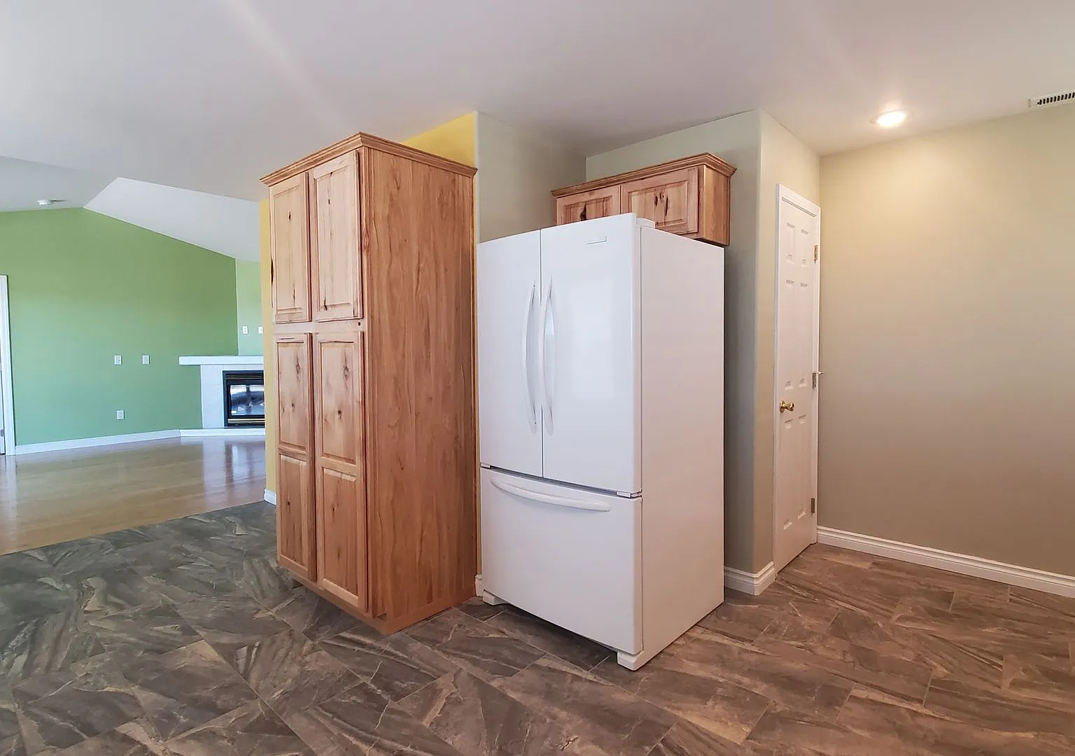 2452 N. Rhode Island Court in Beautiful South Richland! — Photo 3