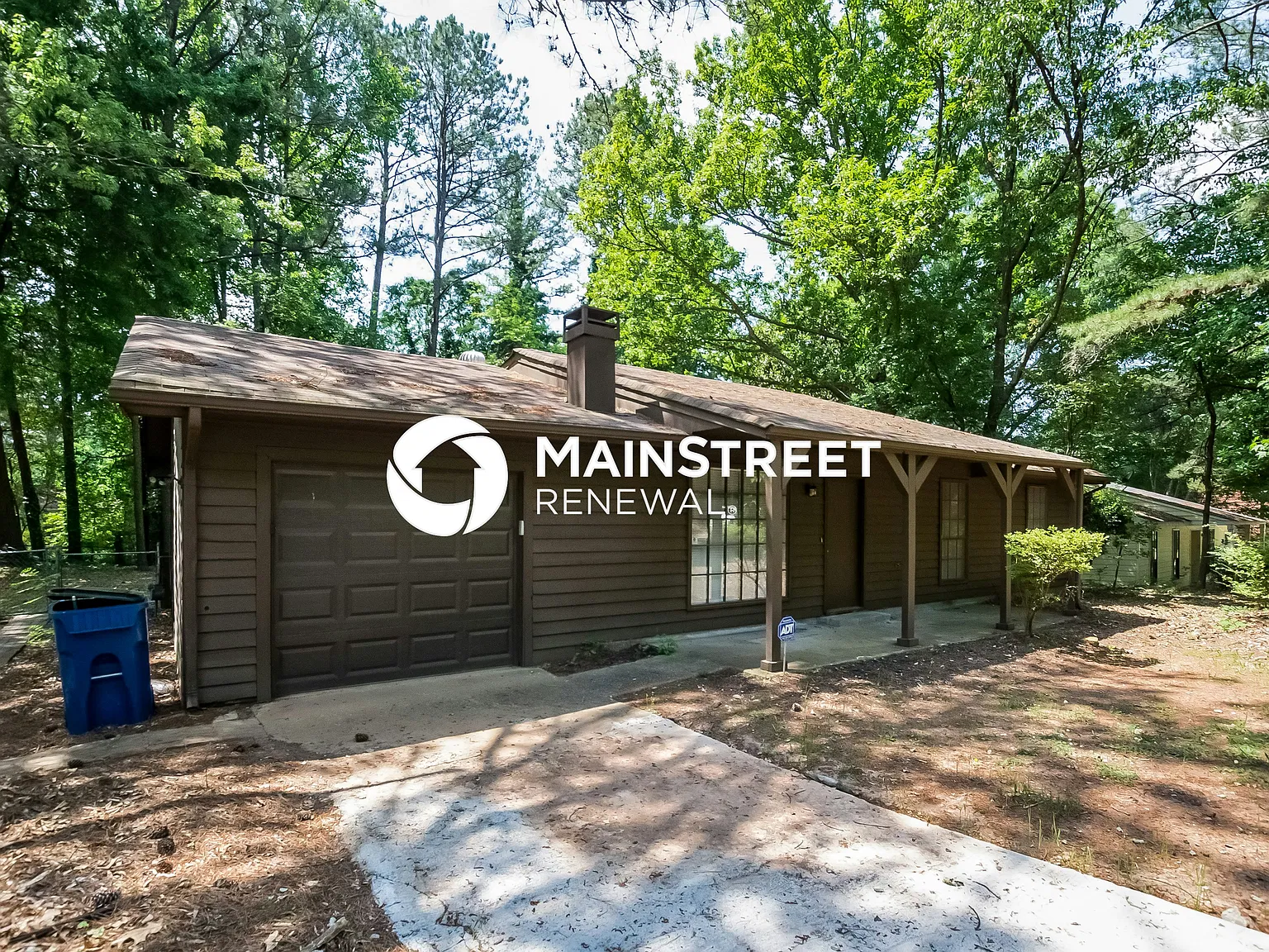 170 Peachtree Dr — Photo 2