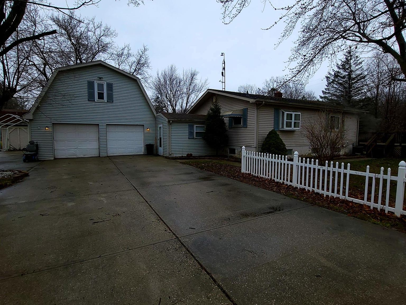 6415 N Belsay Rd, Flint, MI 48506 Zillow