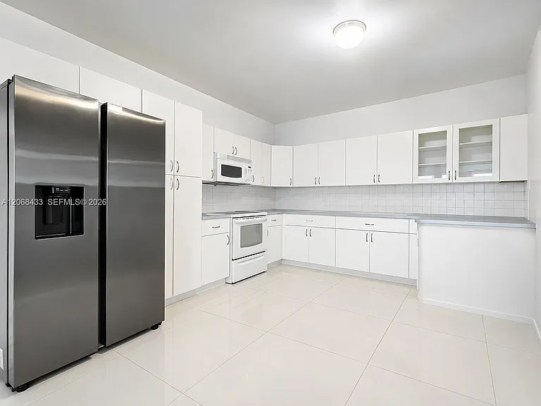 14180 SW 8th Ter #1 — Photo 5