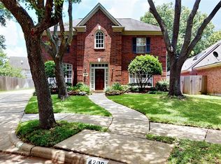 4206 Green Hills Cir, Sugar Land, TX 77479