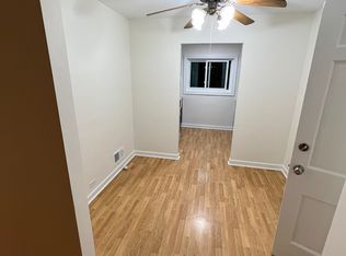 9219 Shields Ave, Brookfield, IL 60513