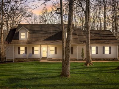 1064 Crane Ct, Kingston Springs, TN, 37082