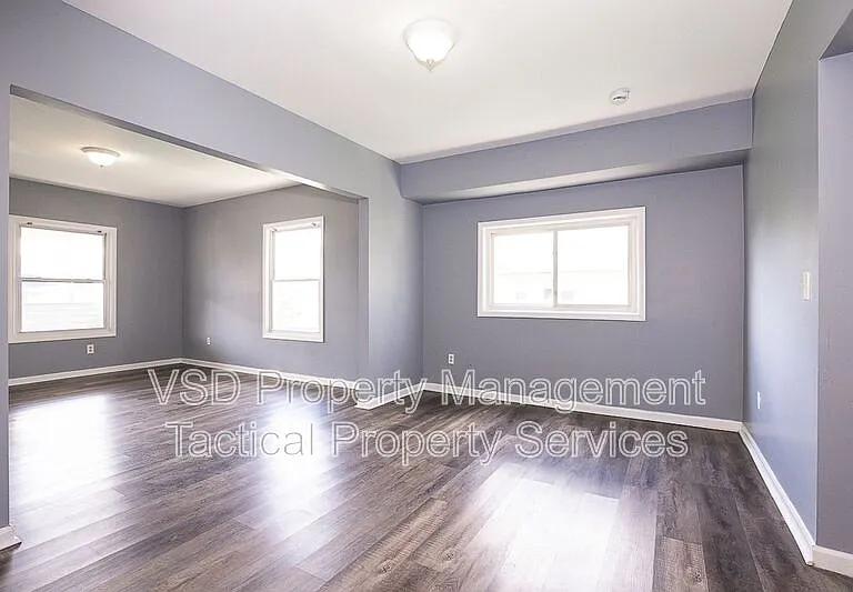 3484 W 60th St #UP — Photo 4