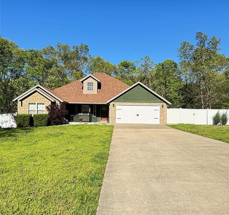 1st image of 20256 Lavender Ln