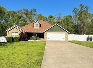 20256 Lavender Ln, Waynesville, MO 65583