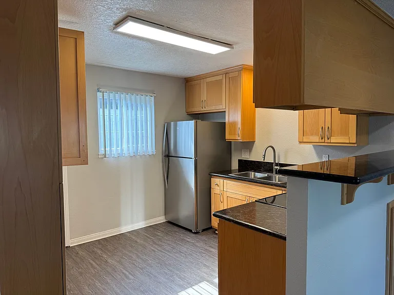 Villa Del Sol Apartments — Photo 134