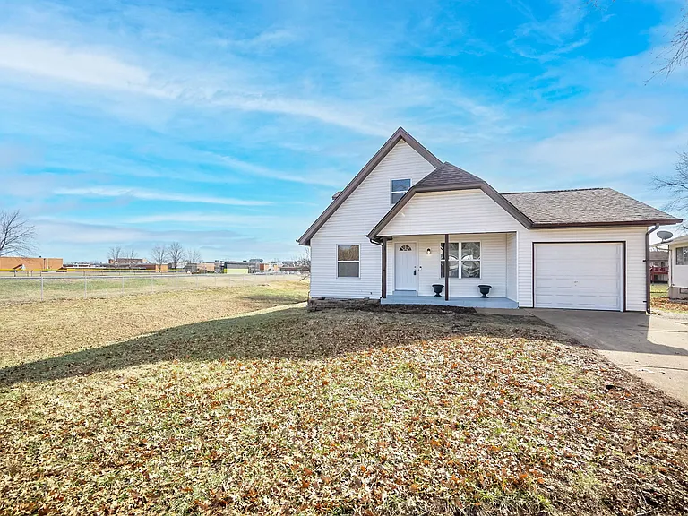 3282 Malinda Ct — Photo 25