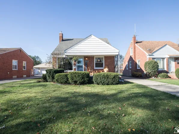 9896 Carter Ave, Allen Park, MI 48101