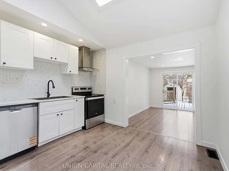 103 Case St — Photo 12
