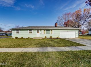 988 Tremont Ave, Lima, OH 45801
