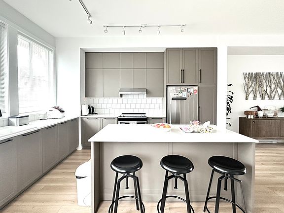 4th image of 4726 Orca Way #35