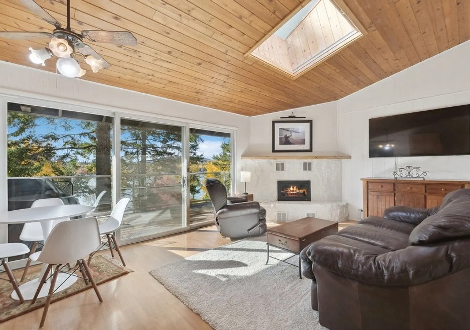 1 bedroom, 1 bath condo, on Whitefish Lake — Photo 1