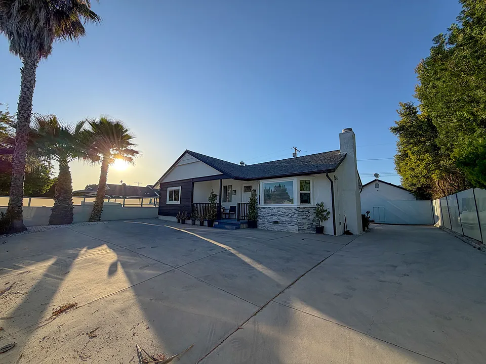 17043 Celtic St
