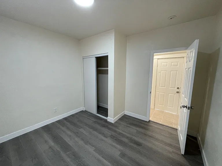 1012 W. 60th St, Los Angeles - 1012 — Photo 6