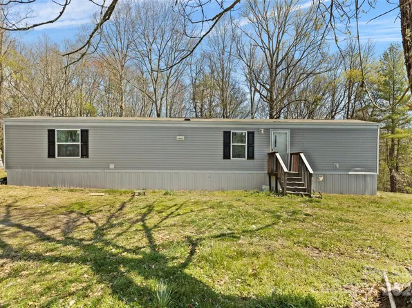 2282 Pax Hill Rd, Morganton, NC 28655