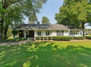 1225 Riverside Dr, Painesville, OH 44077