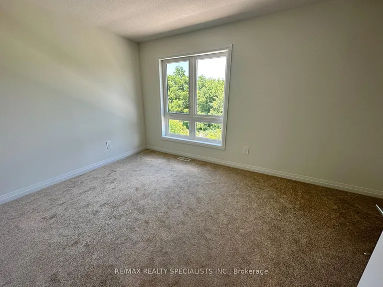 720 Grey St #19 — Photo 17