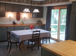 4352 Buckingham Dr, Schenectady, NY 12304