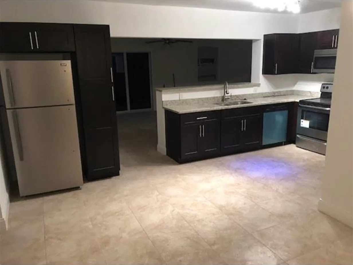 3 bed, 1500 sqft, $3,100 — Photo 3