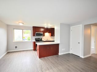 539 4th Ave S APT 1, Edmonds, WA 98020