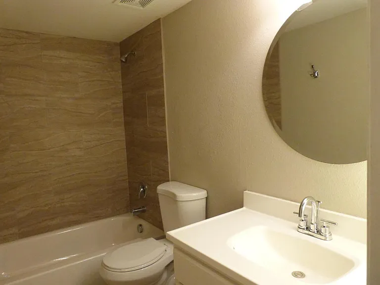 3131 W Cochise Dr #207 — Photo 9