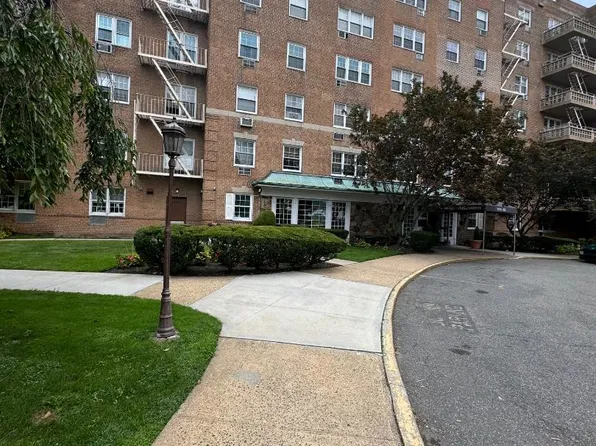 151-15 84th Street image 1 of 17