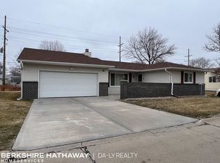 6 Via Trivoli, Grand Island, NE 68803