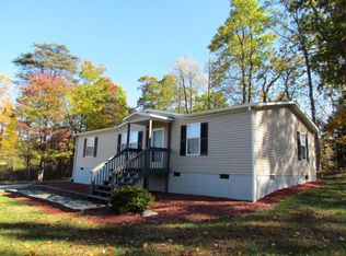 5010 Old Franklin Tpke, Glade Hill, VA 24092