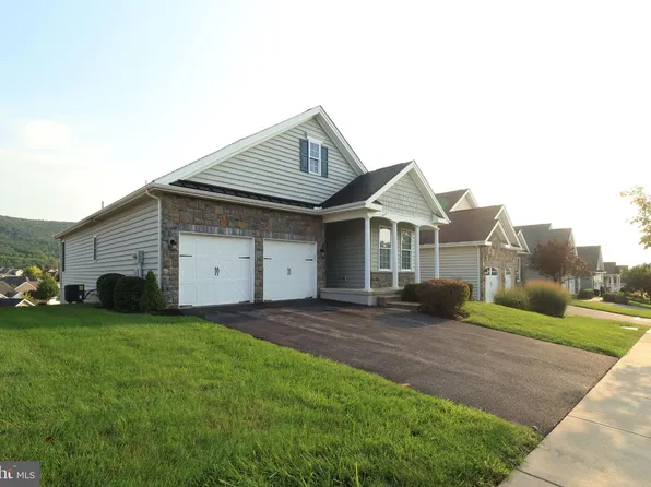 233 Beacon Cir, Boalsburg, PA 16827
