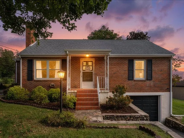 252 Knoll Rd, Roanoke, VA 24019