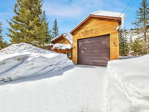 3rd image of 3384 Beaver Brae Dr