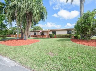 29243 SW 165th Ave, Homestead, FL 33033